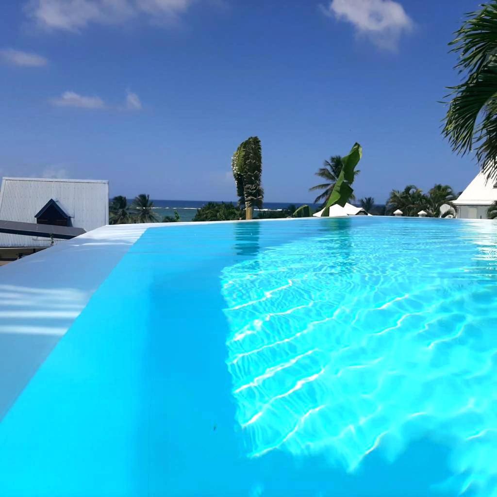 Villa Les Nereides Le Moule Exterior photo